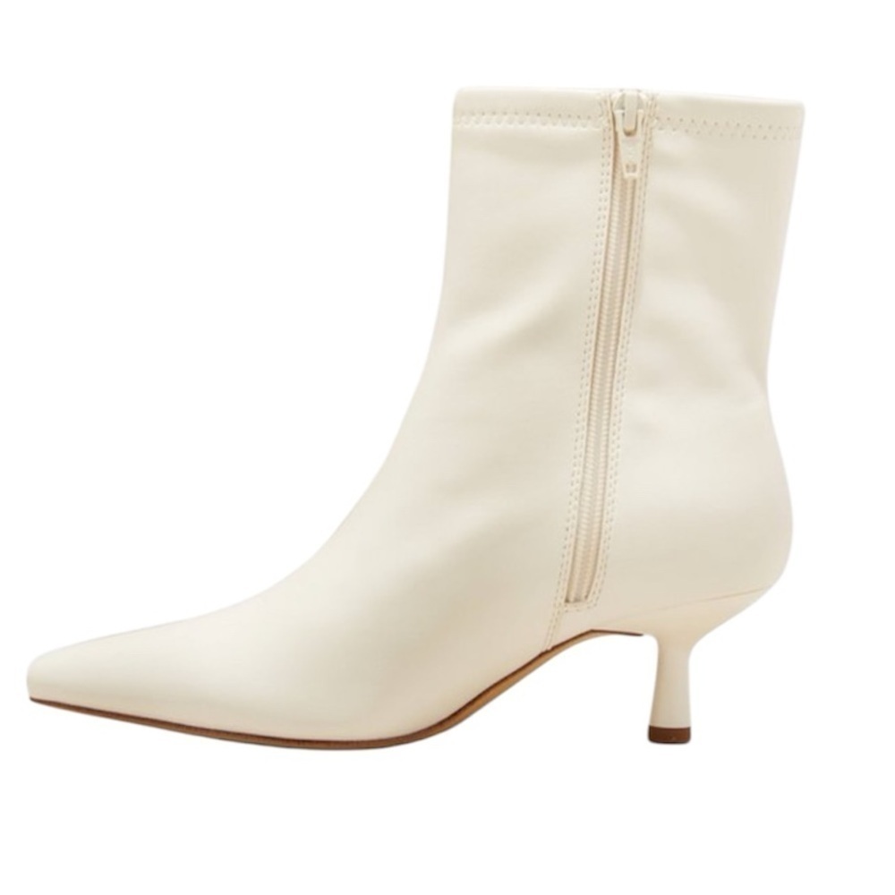 A New Day Lonnie Cream Kitten Heel Stretch Bootie Size 7 1/2 NWT - Picture 2 of 9